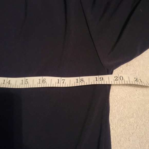 MICHAEL Michael Kors Black Cold Shoulder Blouse- Size Medium - Picture 7 of 7